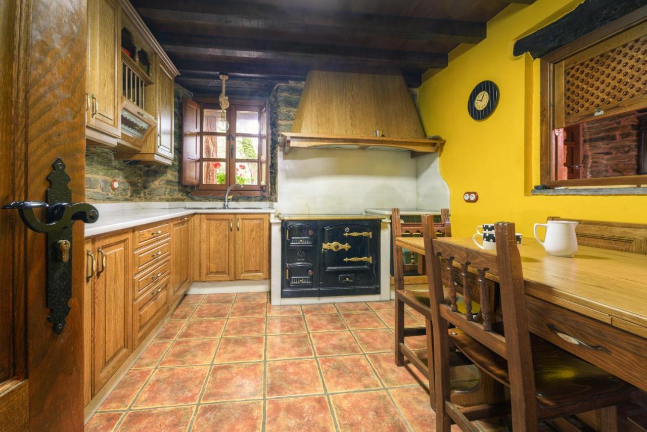 Casa Bouza Casa de hóspedes Becerreá Exterior foto